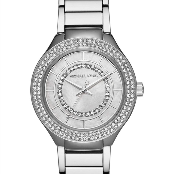 Michael Kors Women's Silvertone Round Face Kerry - Picture 4 of 7